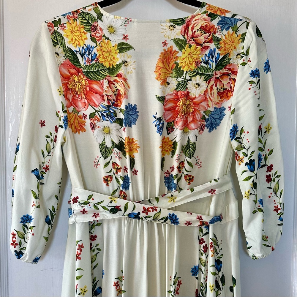 Farm Rio Springtime Wrap Dress (NWOT) - Picture 5 of 10